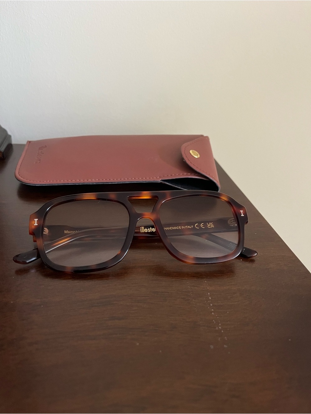 Illesteva Memphis Tortoiseshell Sunglasses with Case